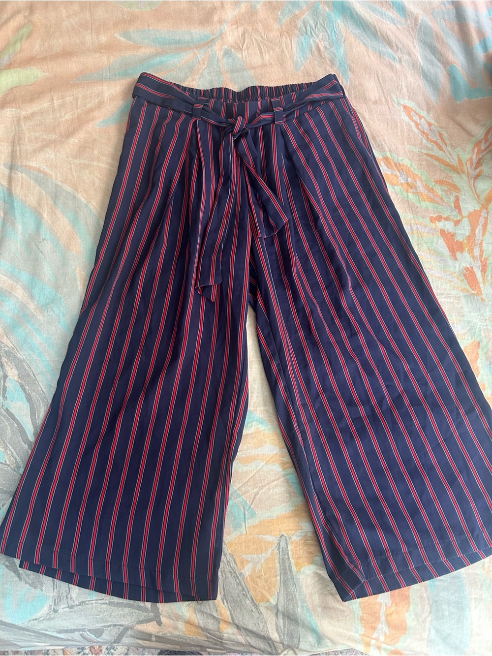 Urban Romantics • Striped Tie-Waist Flowy Capris